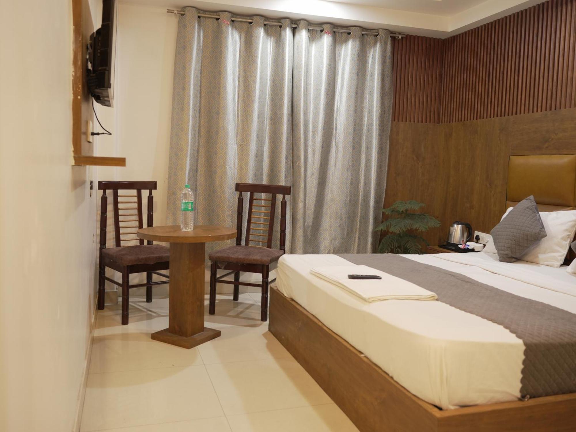 Hotel The Delhi International Airport New Delhi