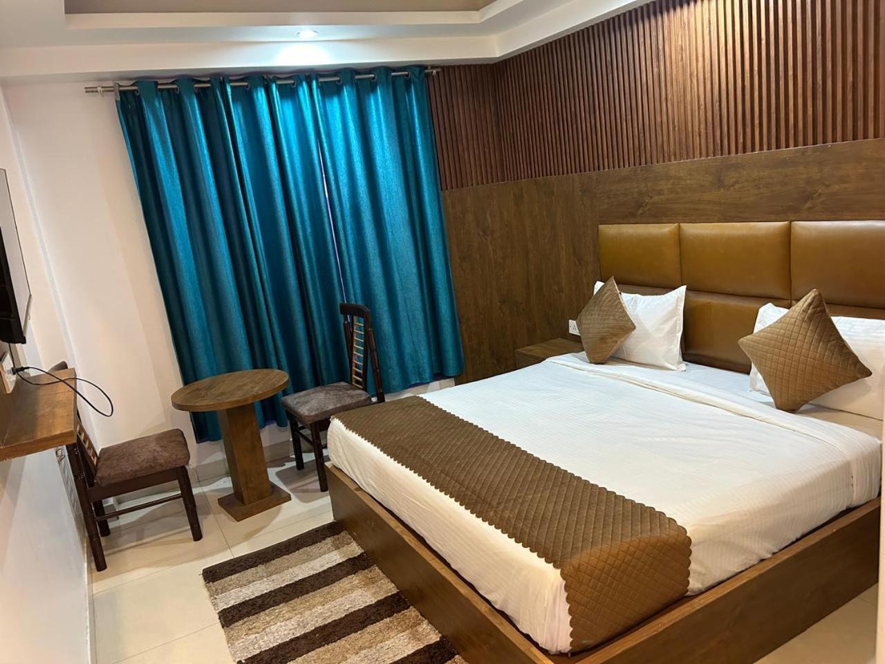 The Delhi International Airport Hotel New Delhi